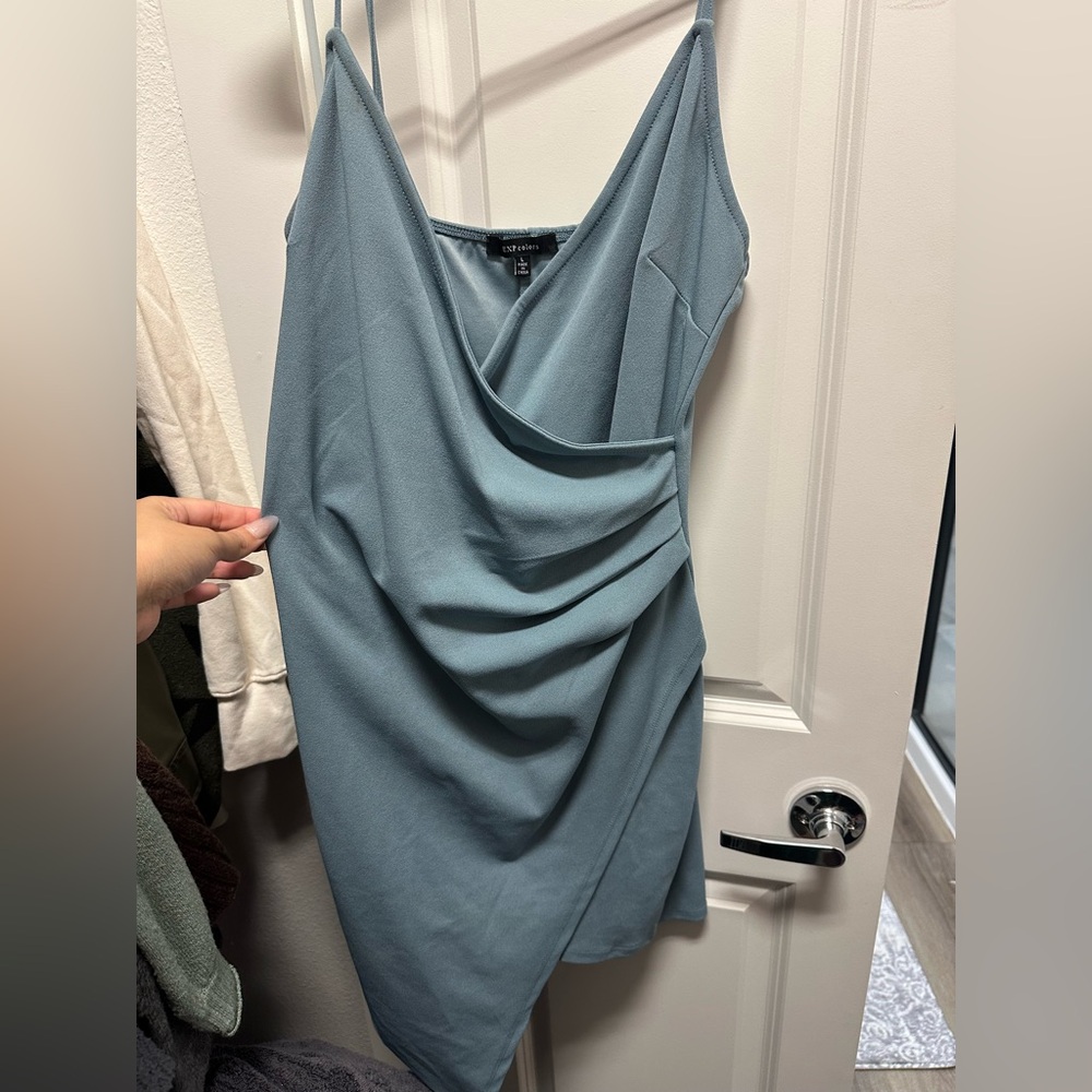 Women’s dress - Picture 1 of 1
